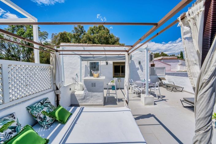 Image No.10-4 Bed Penthouse for sale