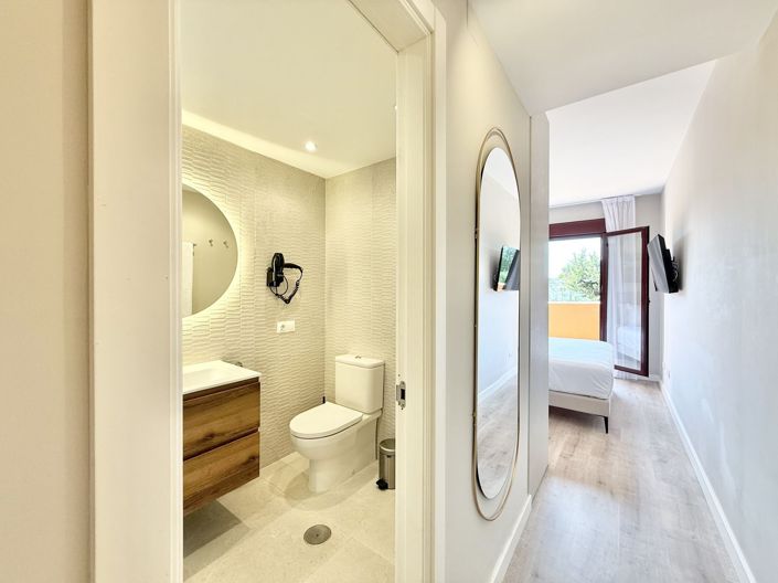 Image No.13-2 Bed Apartment for sale