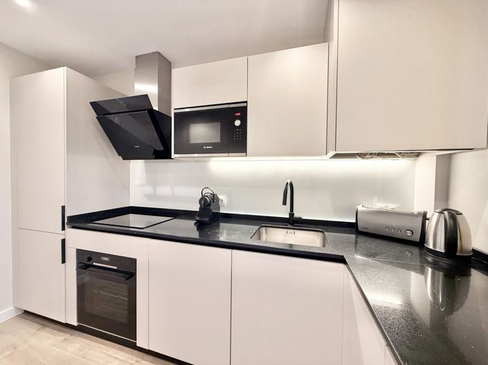 Image No.10-2 Bed Apartment for sale