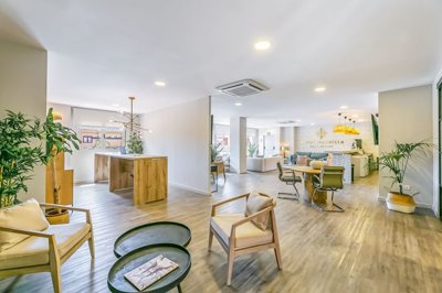 12-9d2414e6554ff283a7dbb3894364f2bd