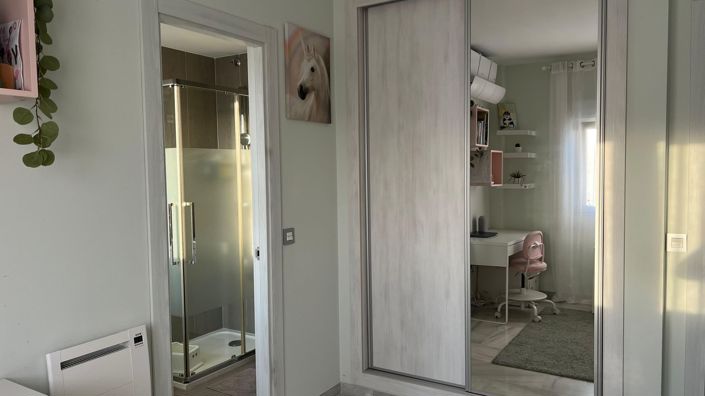 Image No.10-2 Bed Apartment for sale