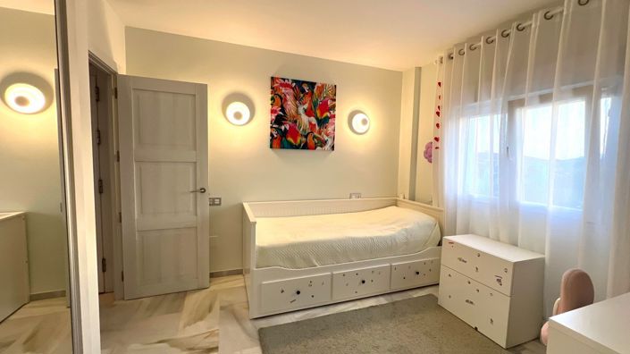 Image No.9-2 Bed Apartment for sale