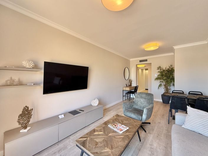 Image No.8-3 Bed Apartment for sale