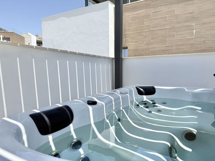 Image No.5-3 Bed Penthouse for sale