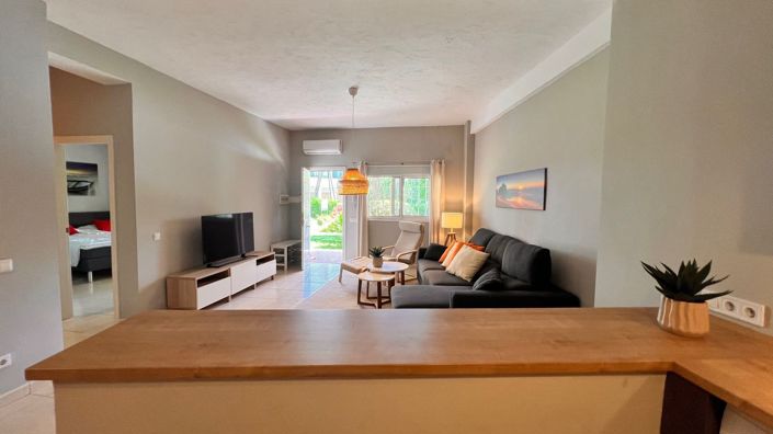 Image No.12-2 Bed Apartment for sale