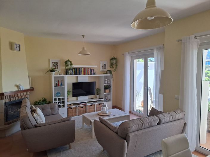 Image No.11-2 Bed Townhouse for sale