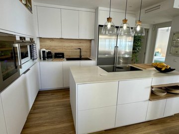 18-7e396d2404f089e443e1364dd027f7c0