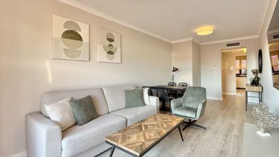 8-486e0113f924038db3f76992aac3bb44