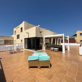 3-644887ed831e8682853ff700c7704b89