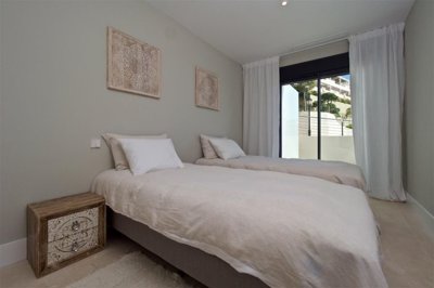 14-53d6c5e1565b8c19faf7091edaa35fd0