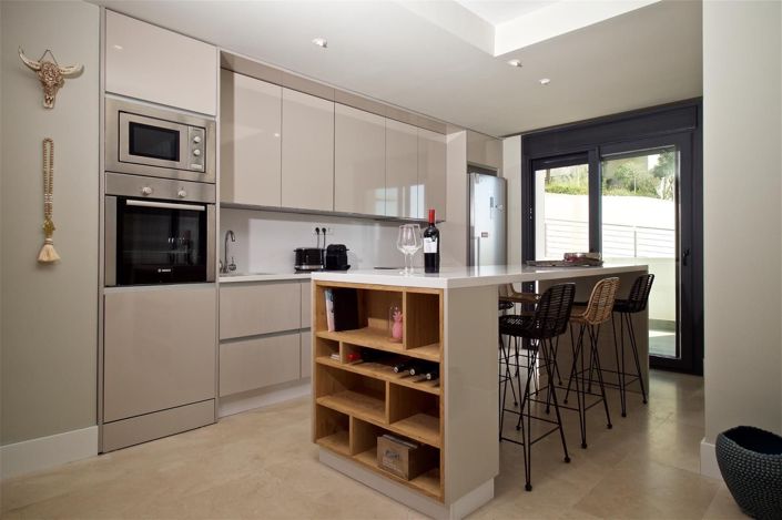 Image No.8-2 Bed Apartment for sale