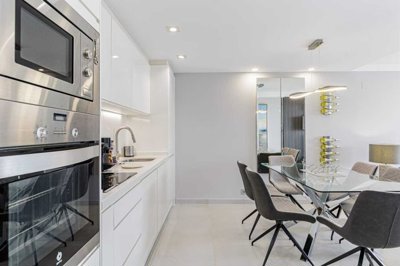 9-ba0c67ecbb388dd113c14271dae4c6a3