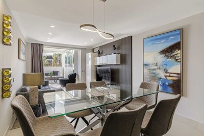 8-486e0113f924038db3f76992aac3bb44