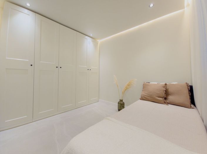 Image No.13-3 Bed Apartment for sale