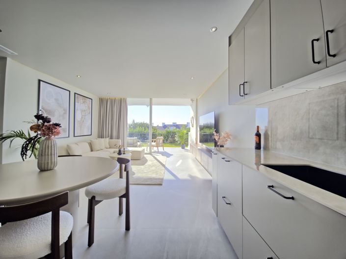 Image No.7-3 Bed Apartment for sale