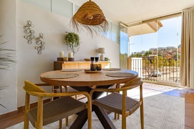 11-4d8aa6e612c0d8ce985b634e45aeea7a