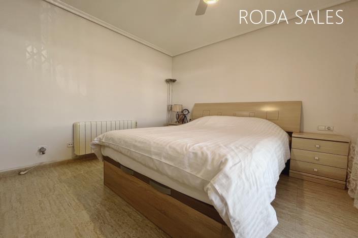 Image No.30-3 Bed Chalet for sale