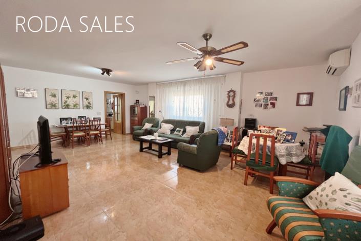 Image No.7-3 Bed Townhouse for sale