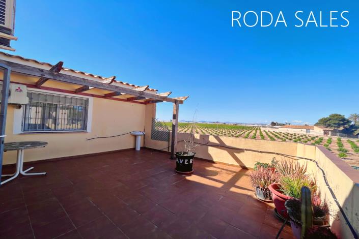 Image No.29-3 Bed Townhouse for sale