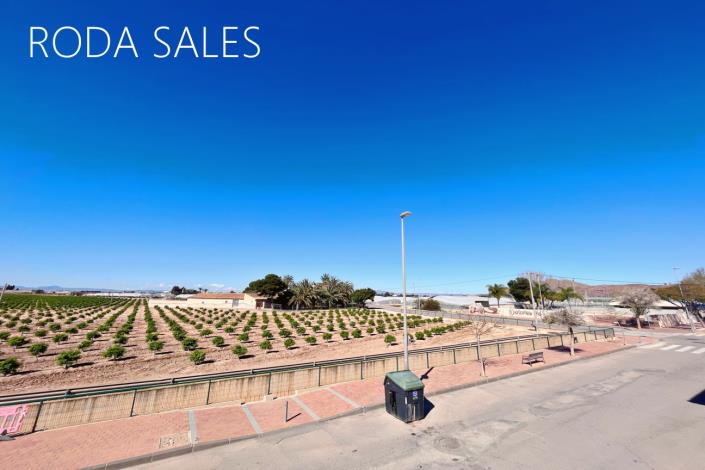 Image No.34-3 Bed Townhouse for sale