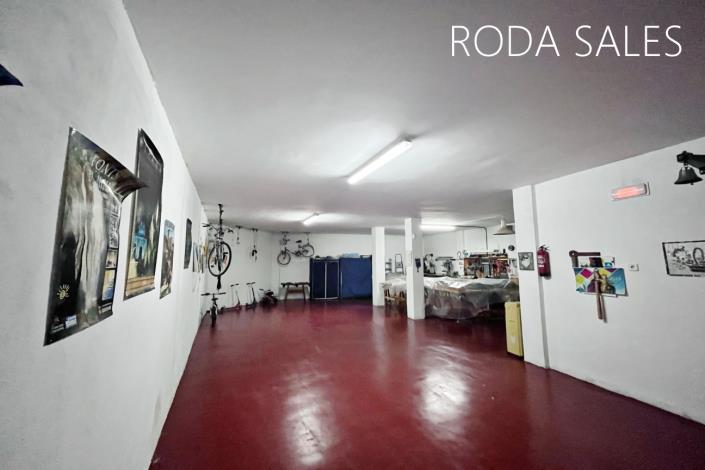 Image No.41-3 Bed Townhouse for sale