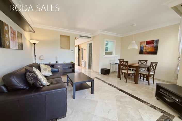 Image No.15-2 Bed Townhouse for sale