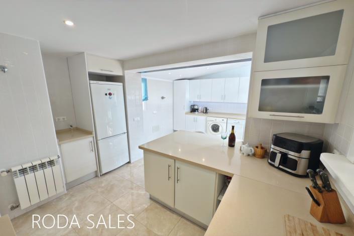 Image No.8-3 Bed Villa / Detached for sale