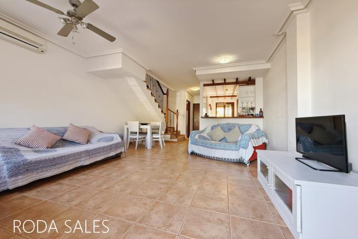 Image No.2-2 Bed Townhouse for sale