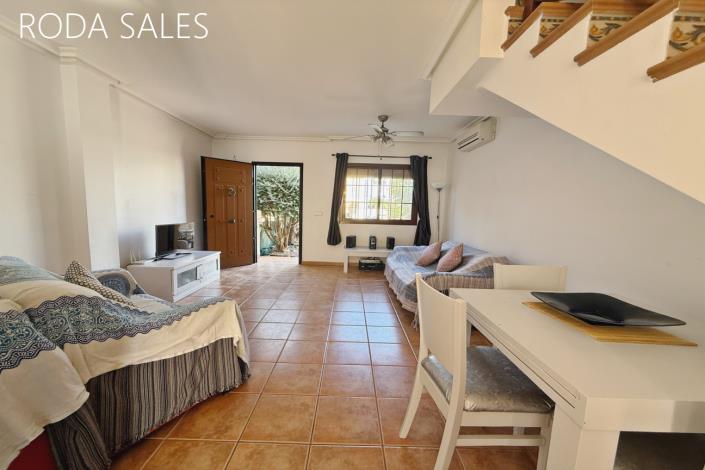 Image No.9-2 Bed Townhouse for sale