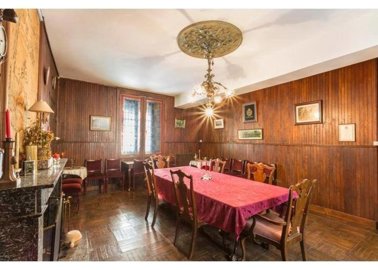 Dining room Wooden floor