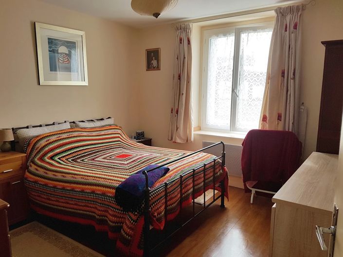 Image No.7-3 Bed House for sale