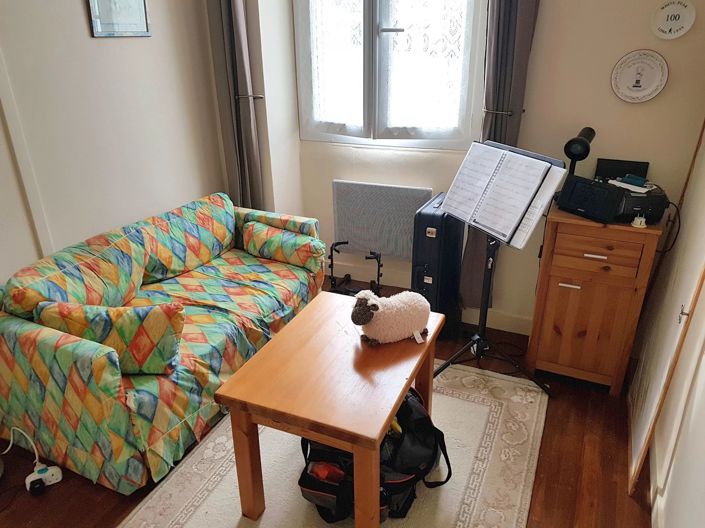 Image No.9-3 Bed House for sale