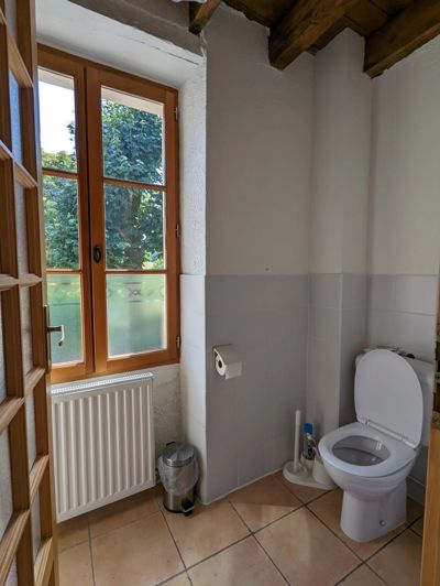 Image No.19-6 Bed House for sale