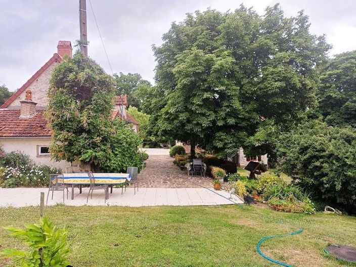 Image No.6-6 Bed House for sale