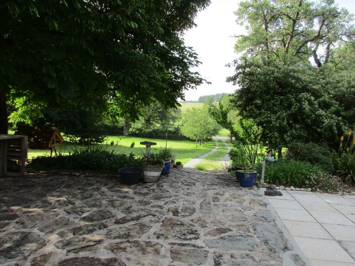 Image No.9-6 Bed House for sale