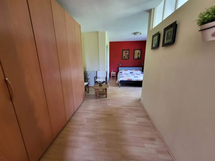 Image No.16-6 Bed House for sale