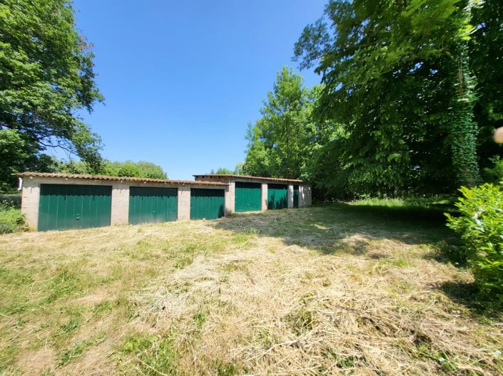 Image No.20-6 Bed House for sale