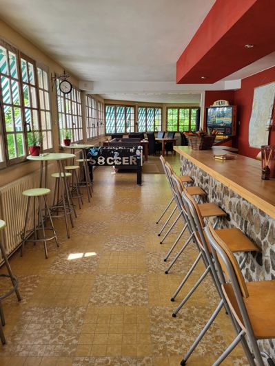 Image No.7-6 Bed House for sale