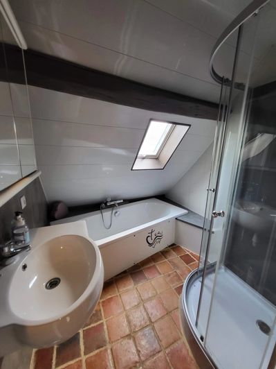 Image No.12-5 Bed House for sale