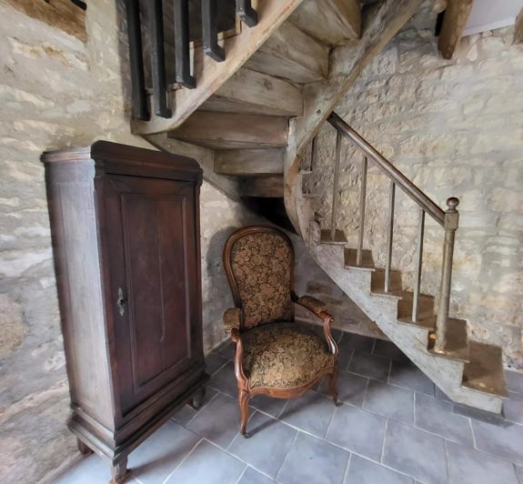 Image No.20-5 Bed House for sale