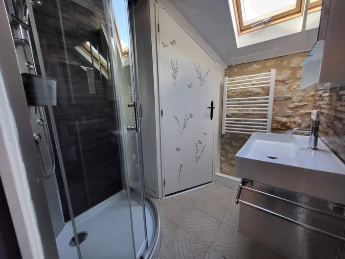 Image No.24-5 Bed House for sale