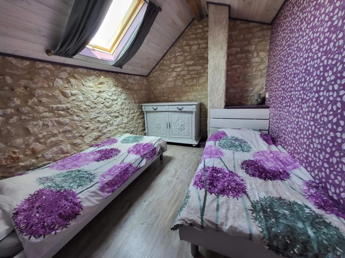 Image No.23-5 Bed House for sale