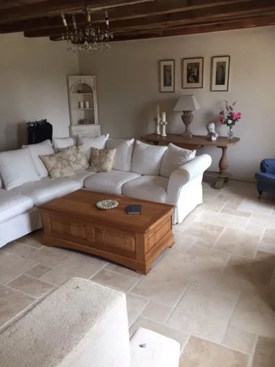 Image No.10-3 Bed House for sale