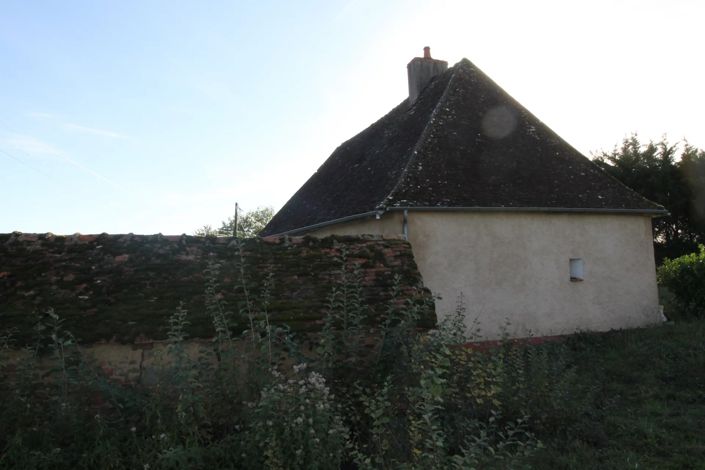 Image No.9-1 Bed Farmhouse for sale