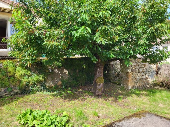 Image No.12-2 Bed Townhouse for sale