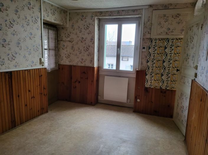 Image No.6-2 Bed Townhouse for sale