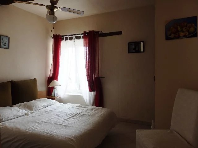 Image No.14-6 Bed House for sale