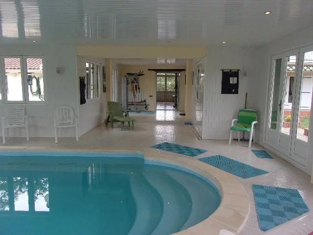 Image No.2-6 Bed House for sale