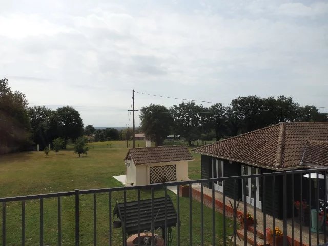 Image No.27-6 Bed House for sale