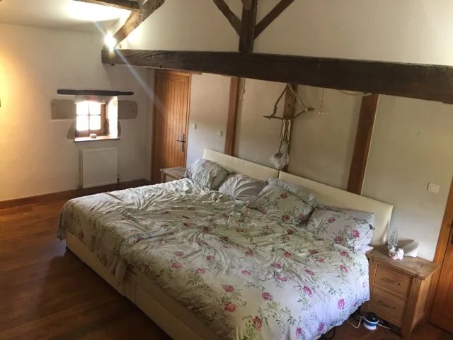 Image No.12-6 Bed House for sale